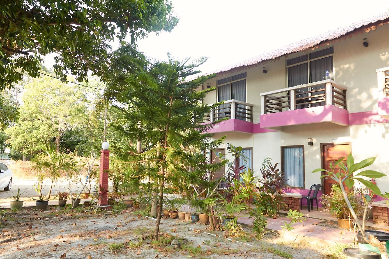 Corrie Chalet, Pantai Cenang  Zewnętrze zdjęcie